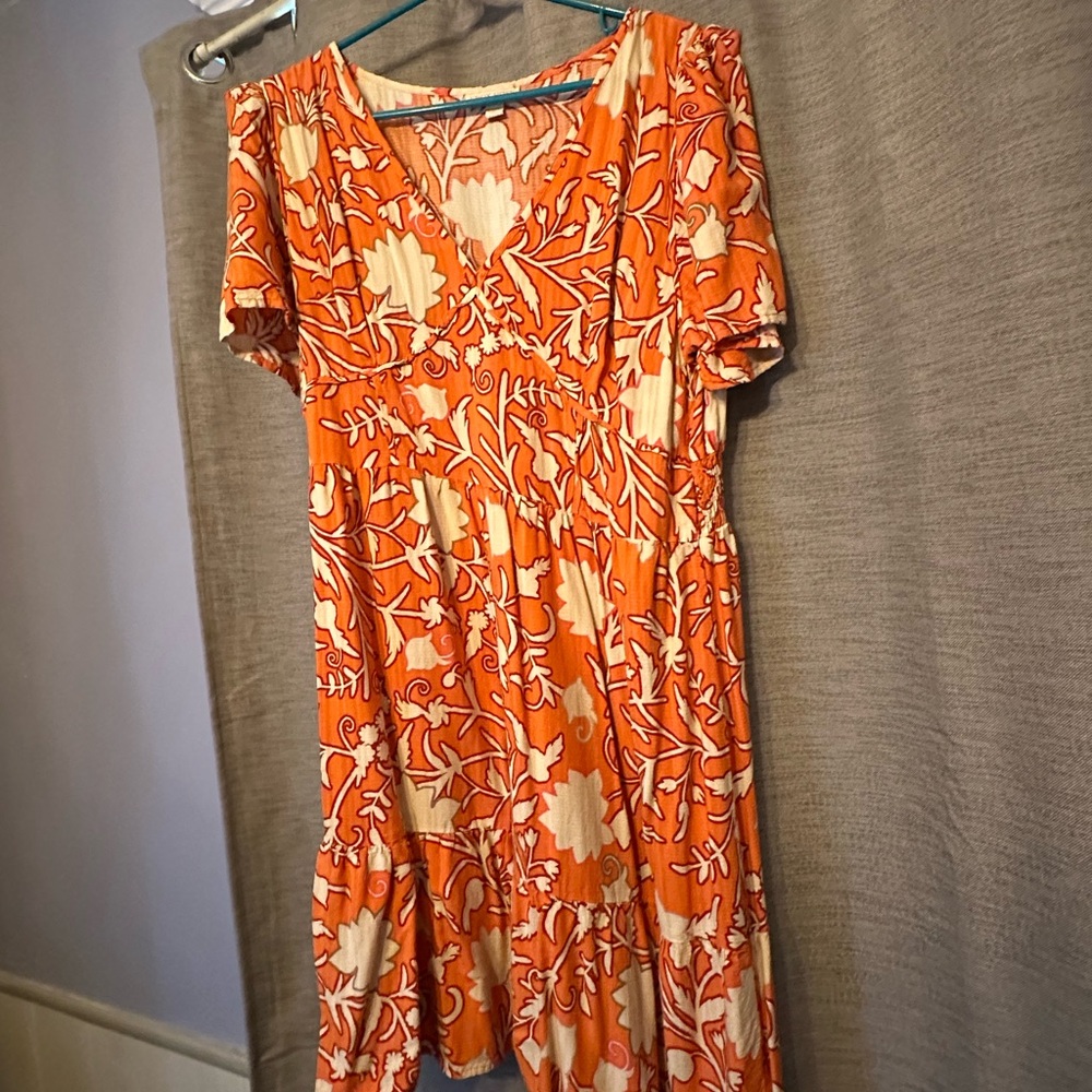 Orange dress